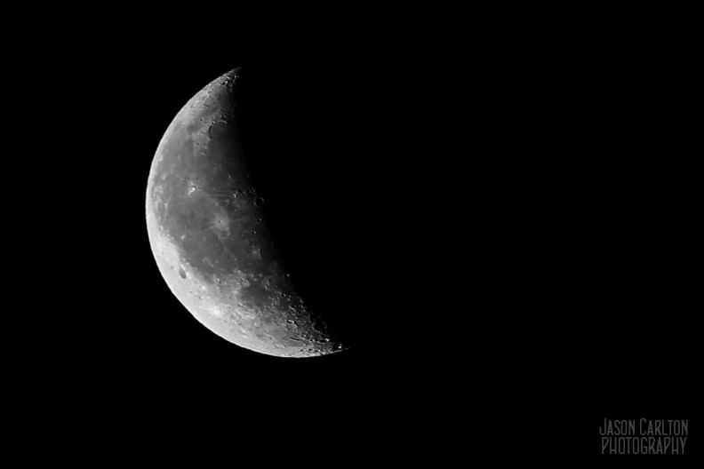 photograph waning December moon