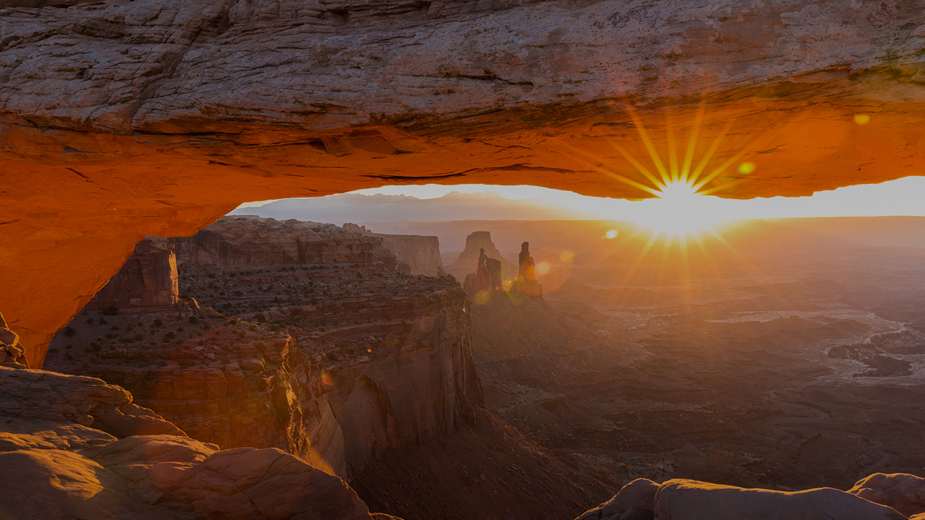 Carltonaut Travel photography tips Mesa Arch